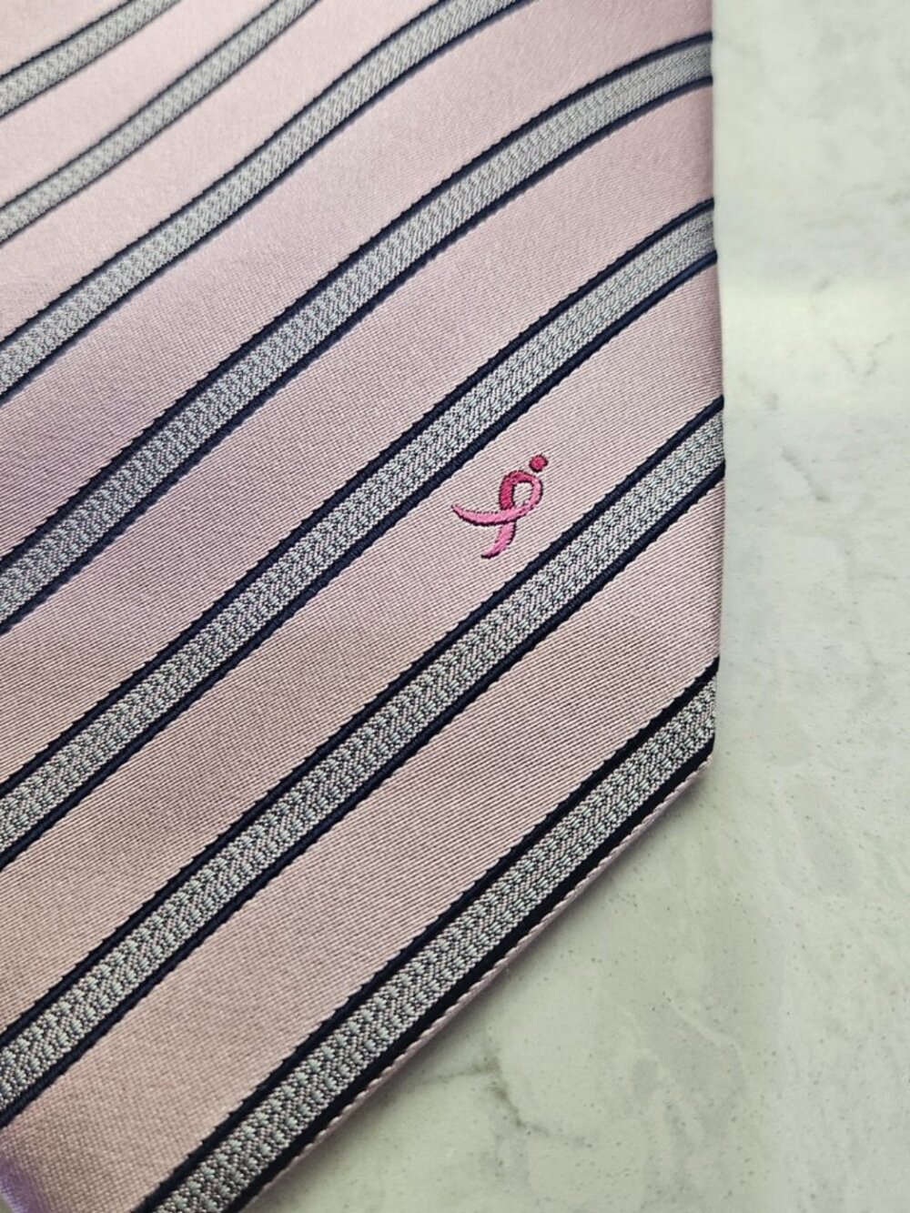 Breast Cancer Awareness Tie Knots For Hope Pink Ribbon Susan G. Komen 100% Silk